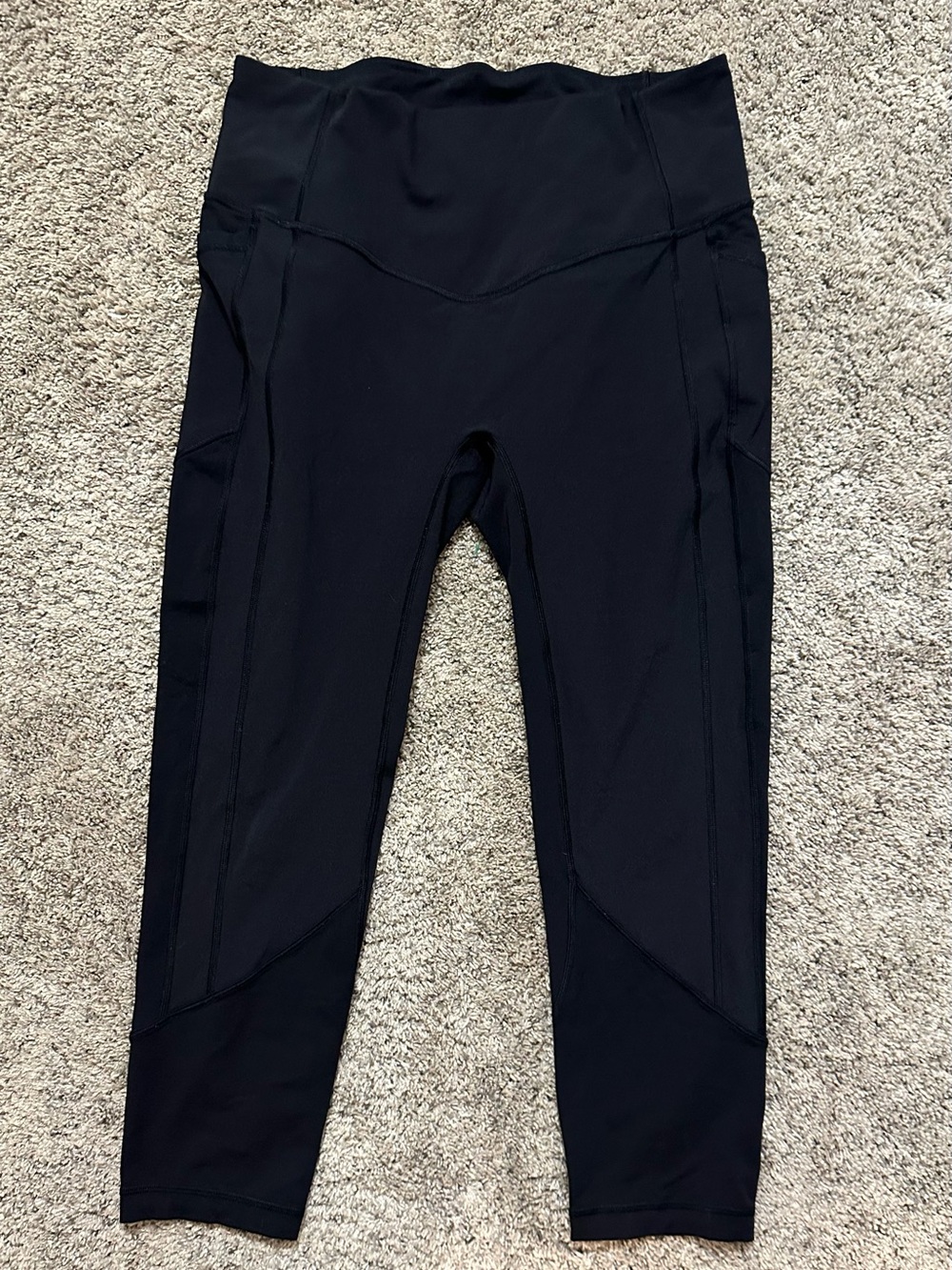 Lululemon Black Leggings Size 12 - Invigorate 25" with Pockets